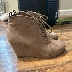 Women's Tan Wedge Ankle Boots